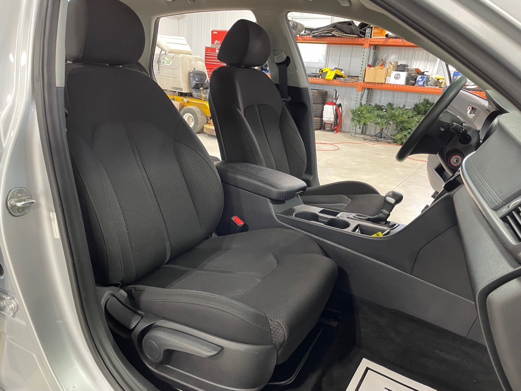 Photo 20 of this KIA OPTIMA
