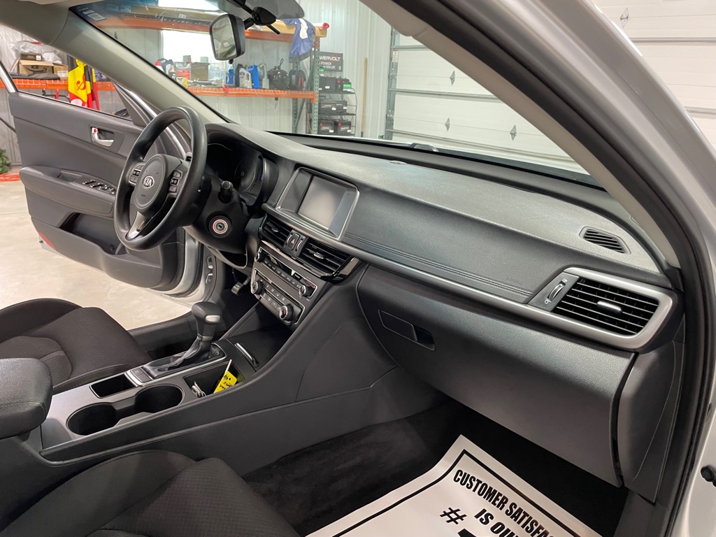 Photo 19 of this KIA OPTIMA
