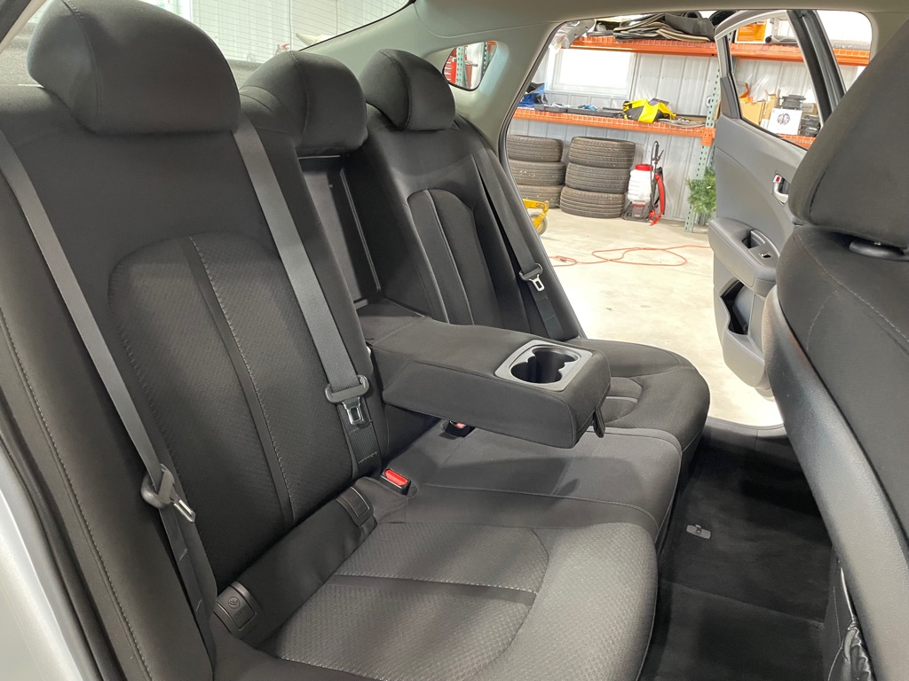 Photo 17 of this KIA OPTIMA