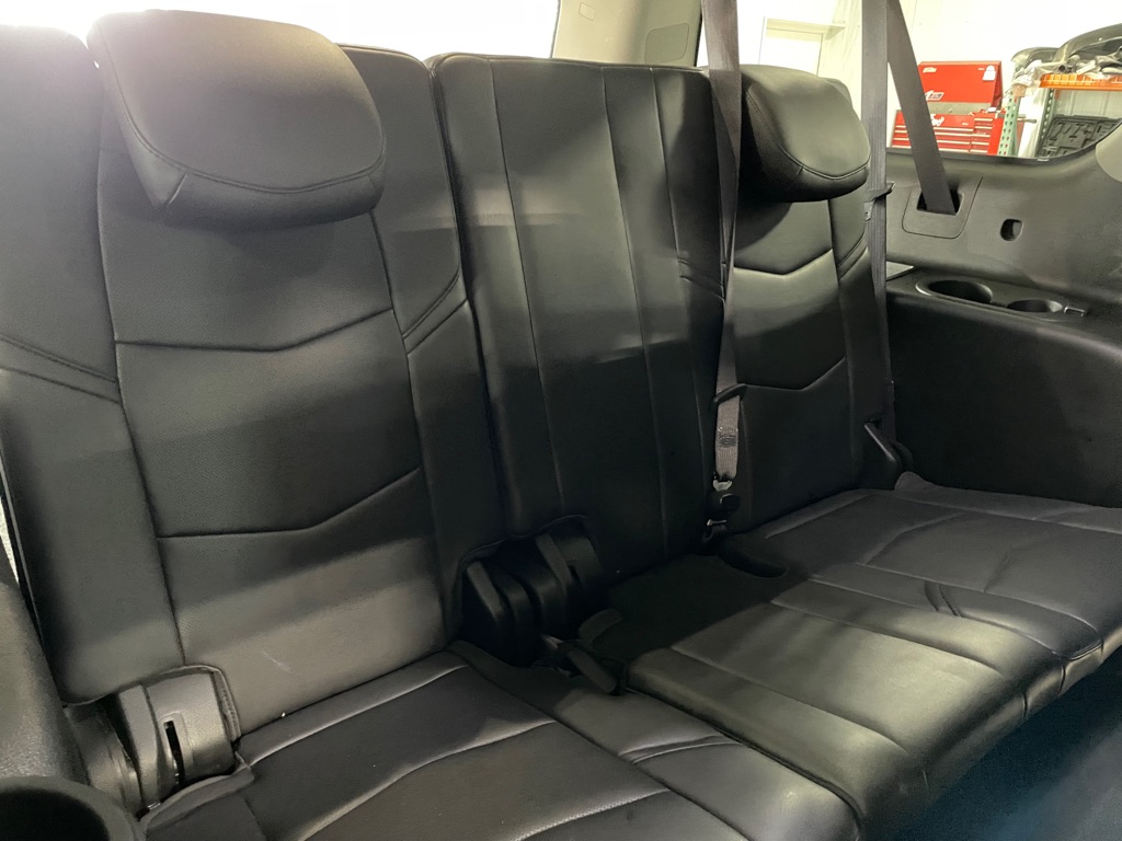 Photo 21 of this CADILLAC ESCALADE ESV