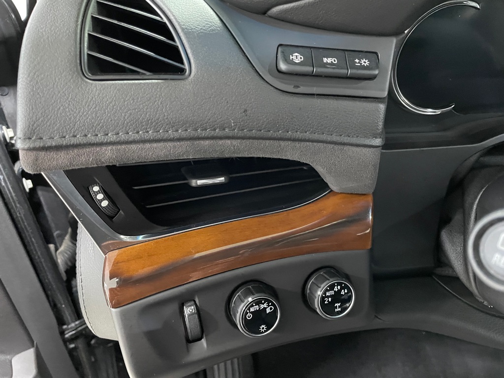 Photo 27 of this CADILLAC ESCALADE ESV