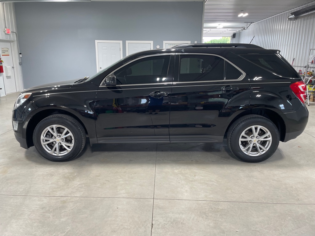 Photo 4 of this CHEVROLET EQUINOX