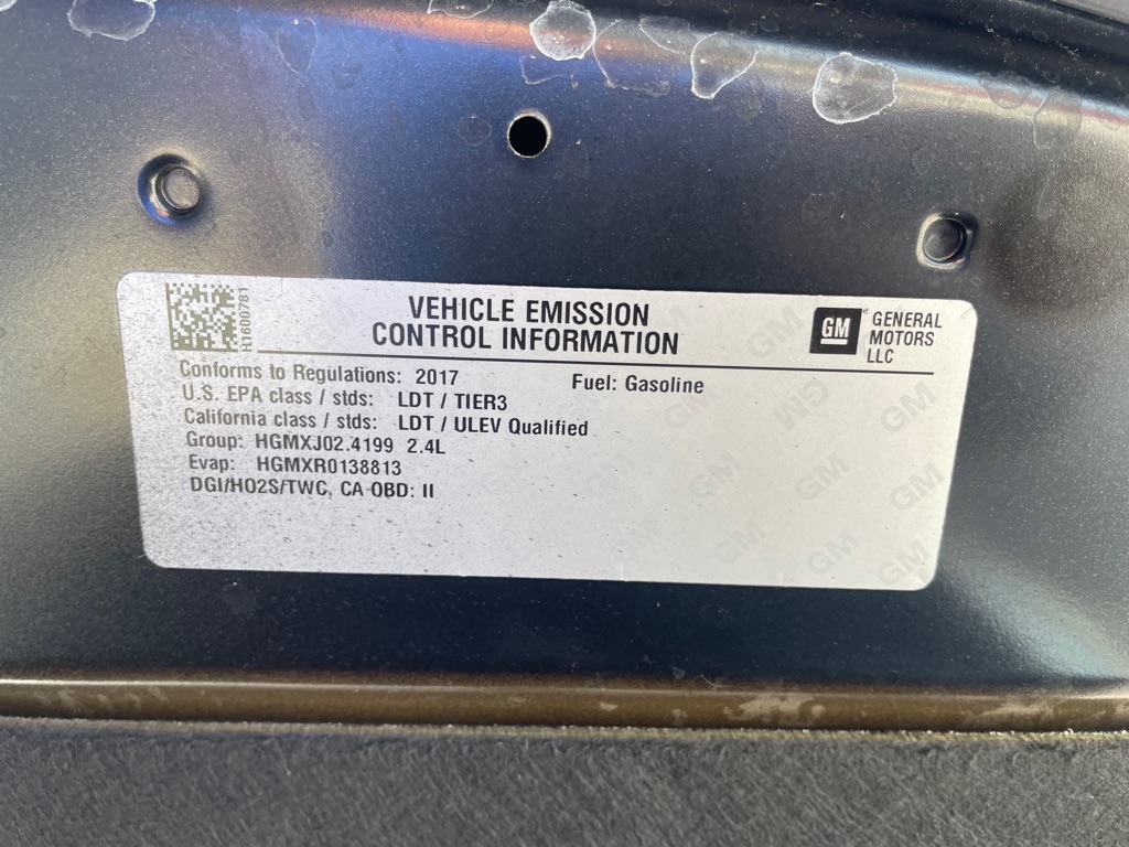 Photo 38 of this CHEVROLET EQUINOX