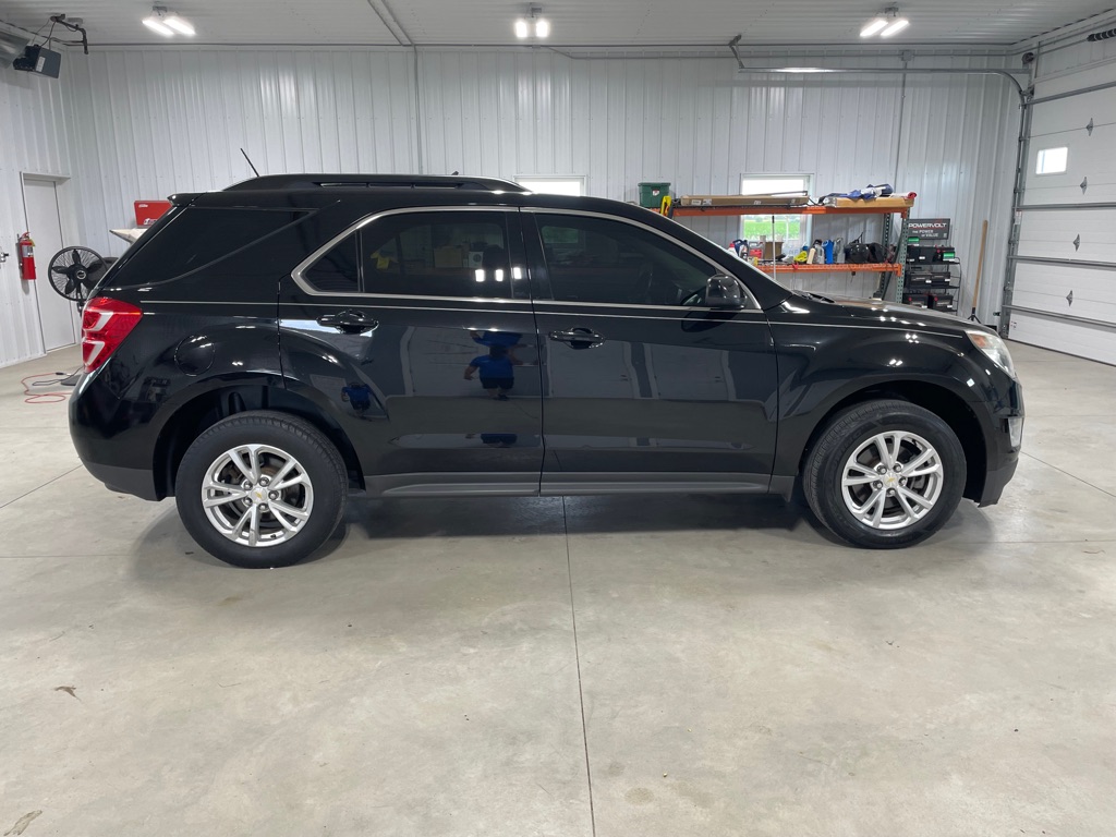 Photo 8 of this CHEVROLET EQUINOX