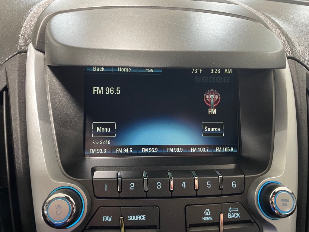 Photo 30 of this CHEVROLET EQUINOX