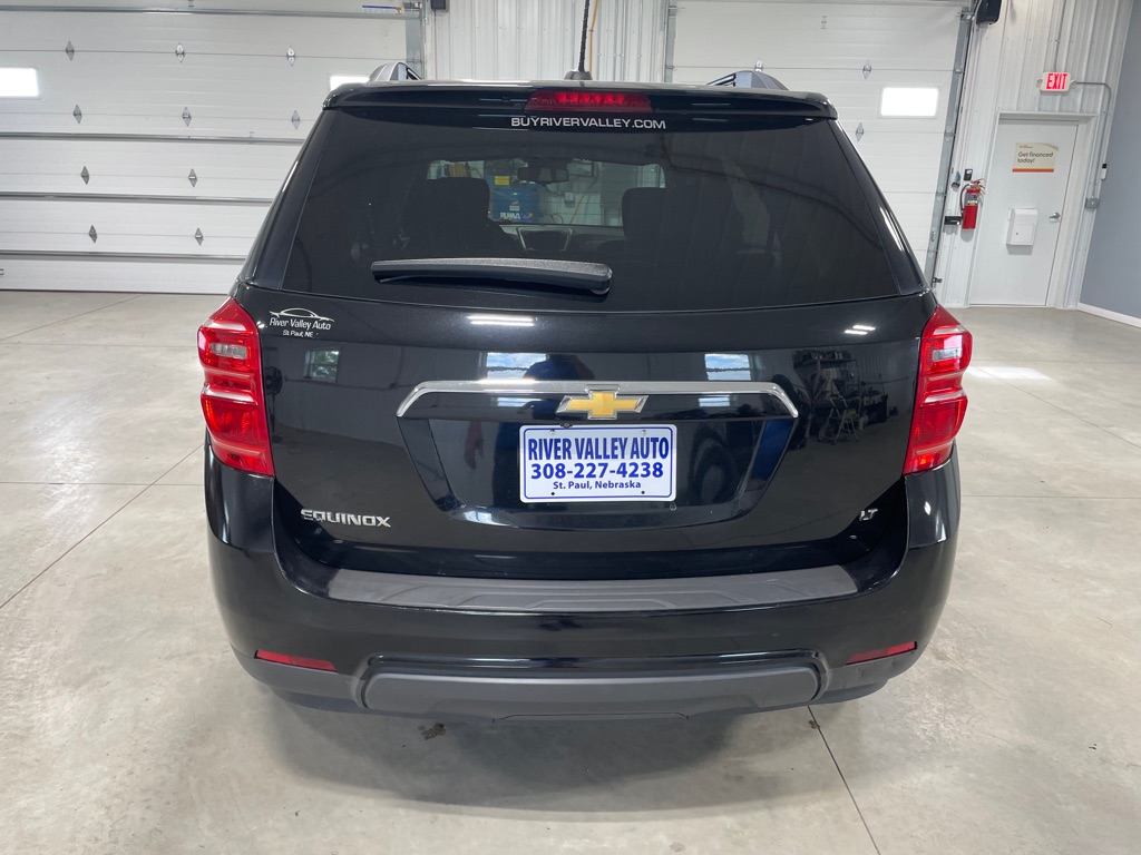 Photo 6 of this CHEVROLET EQUINOX