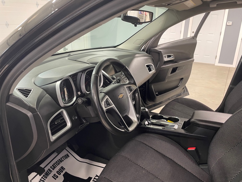 Photo 9 of this CHEVROLET EQUINOX