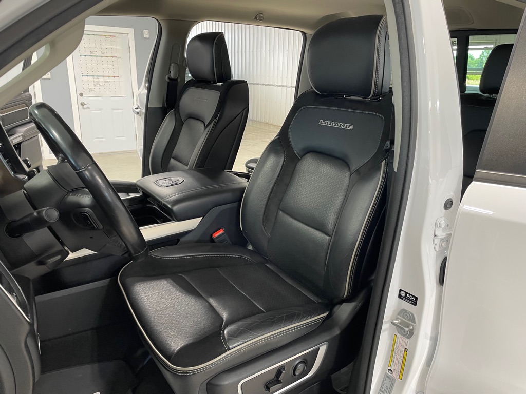 Photo 9 of this RAM 1500