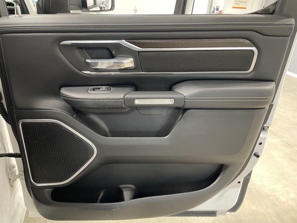 Photo 21 of this RAM 1500