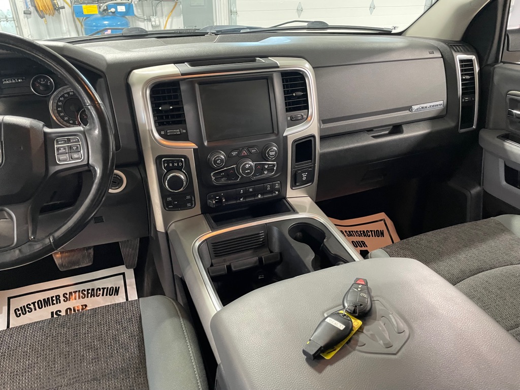 Photo 33 of this RAM 1500