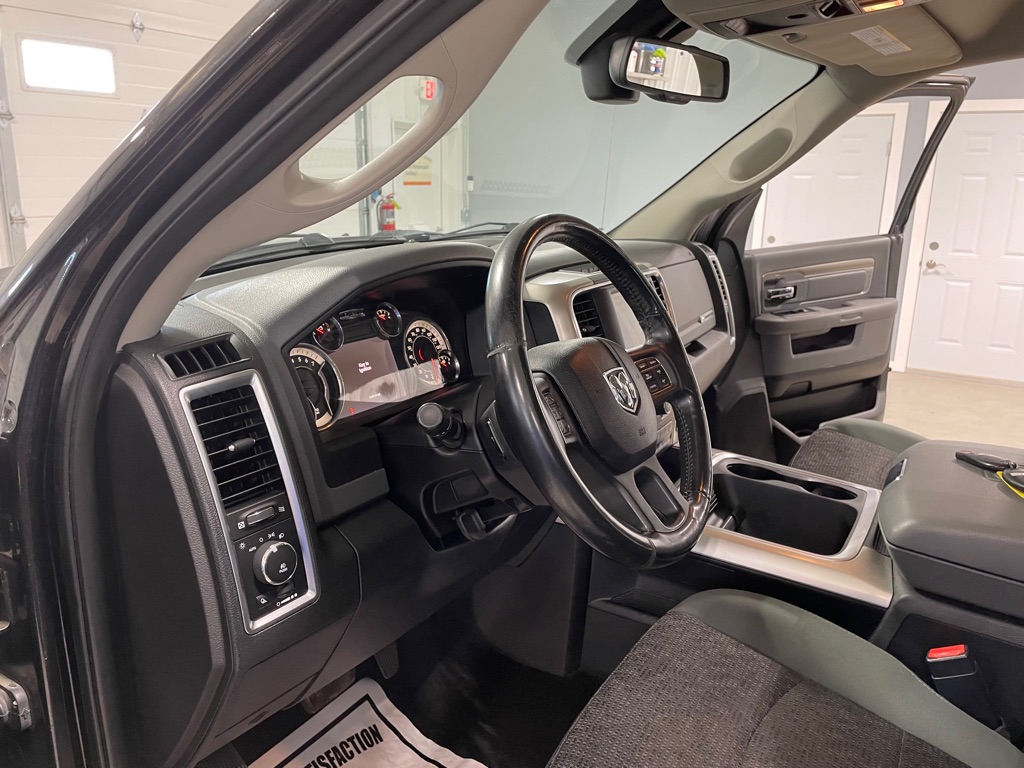 Photo 9 of this RAM 1500