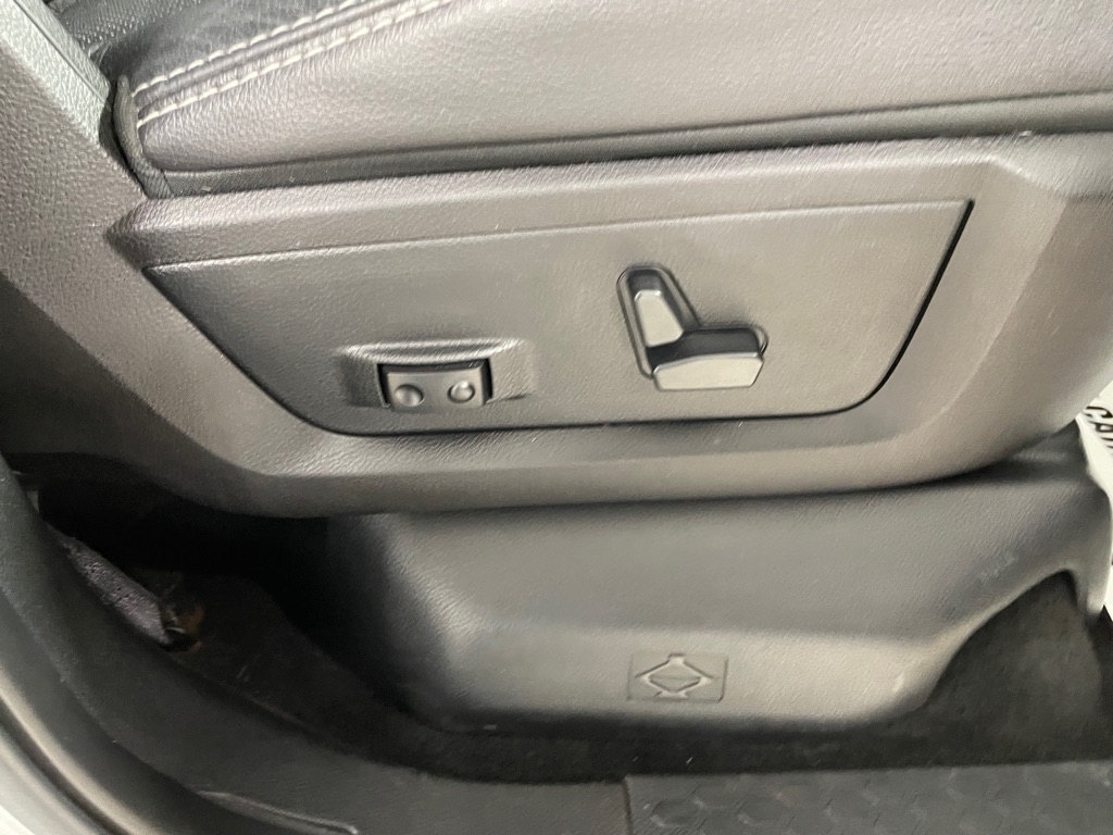 Photo 23 of this RAM 1500