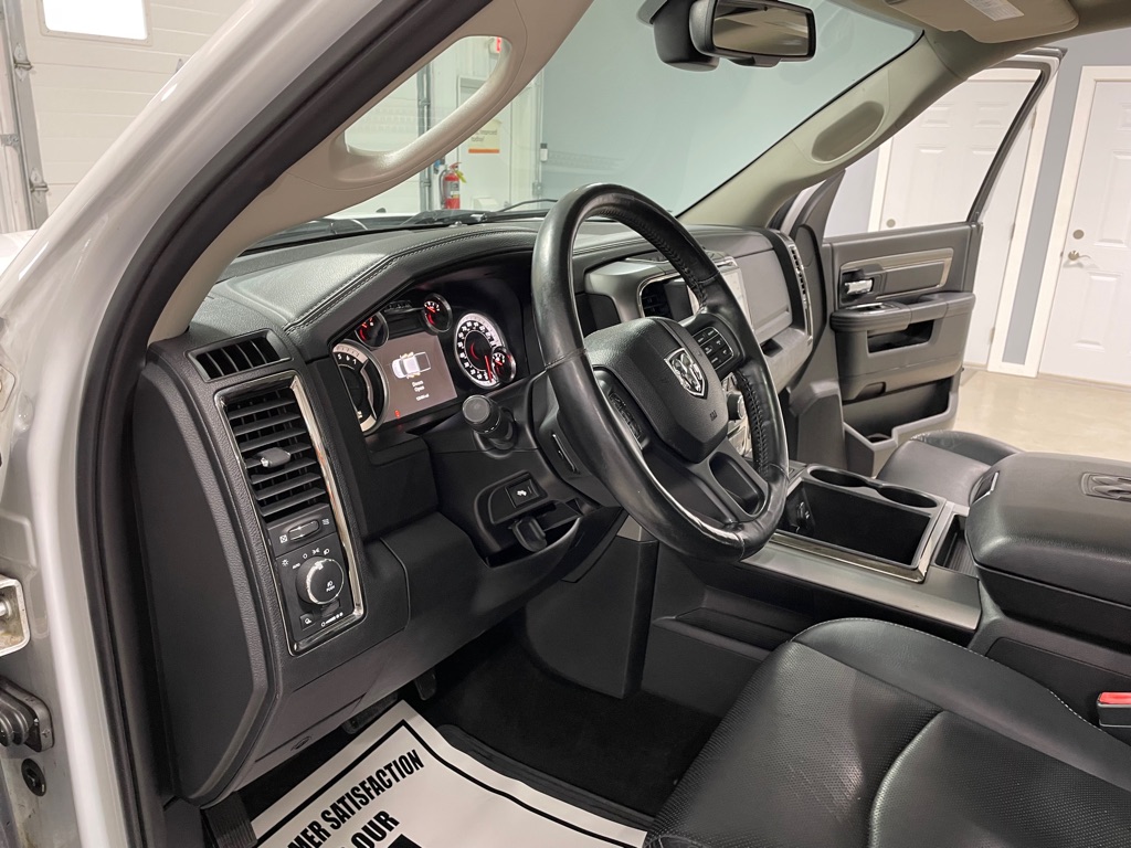 Photo 9 of this RAM 1500
