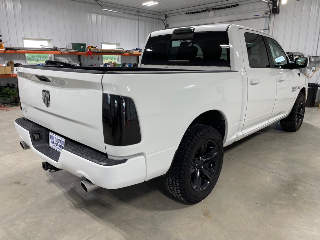 Photo 7 of this RAM 1500