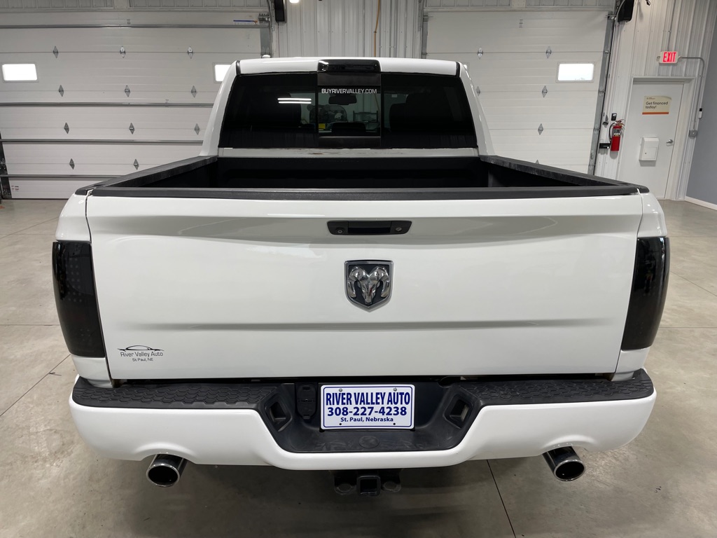 Photo 6 of this RAM 1500