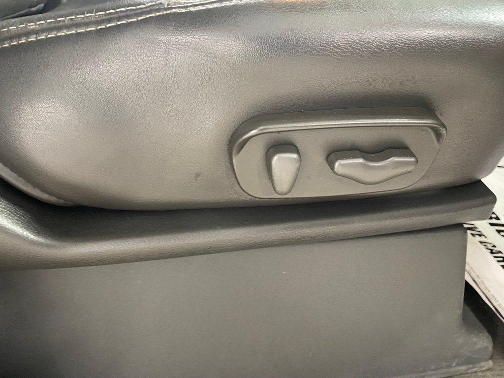 Photo 24 of this NISSAN FRONTIER