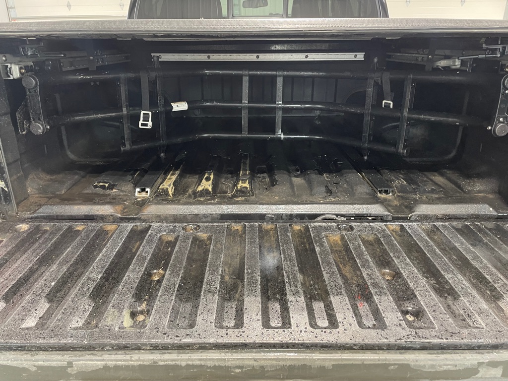 Photo 17 of this NISSAN FRONTIER