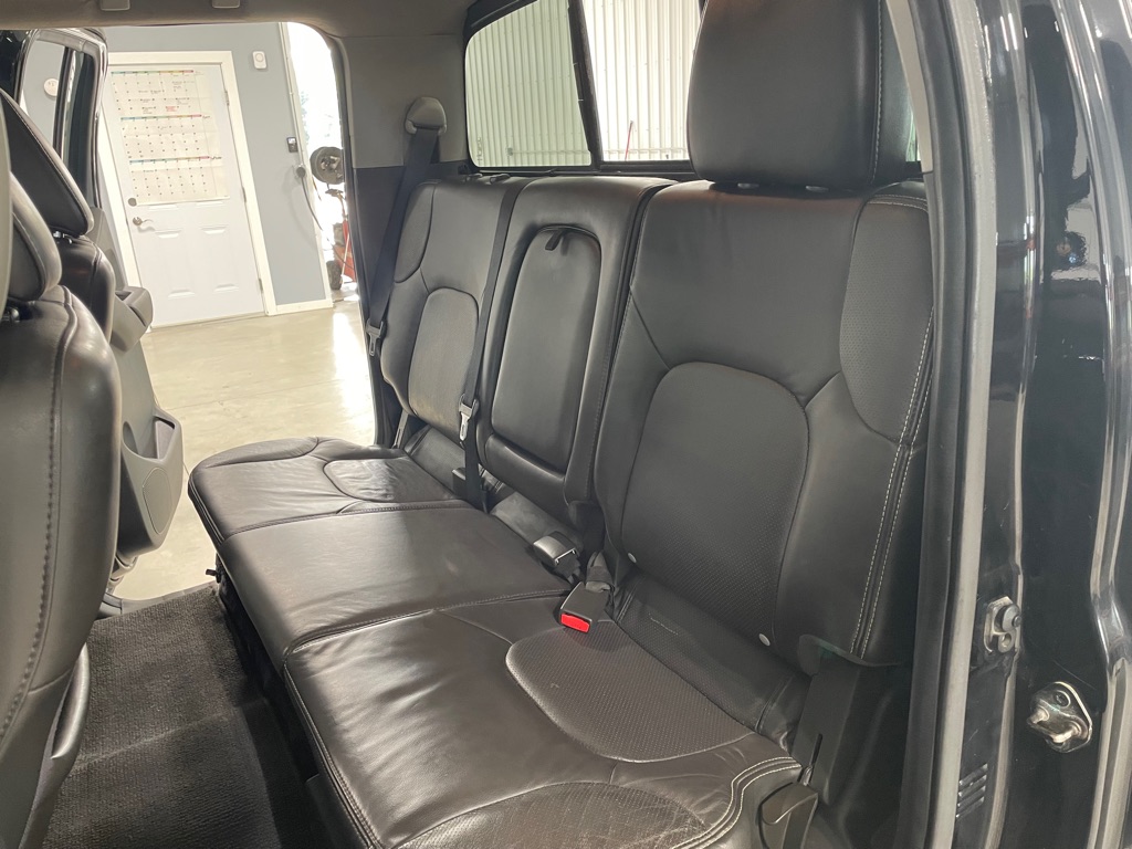 Photo 13 of this NISSAN FRONTIER