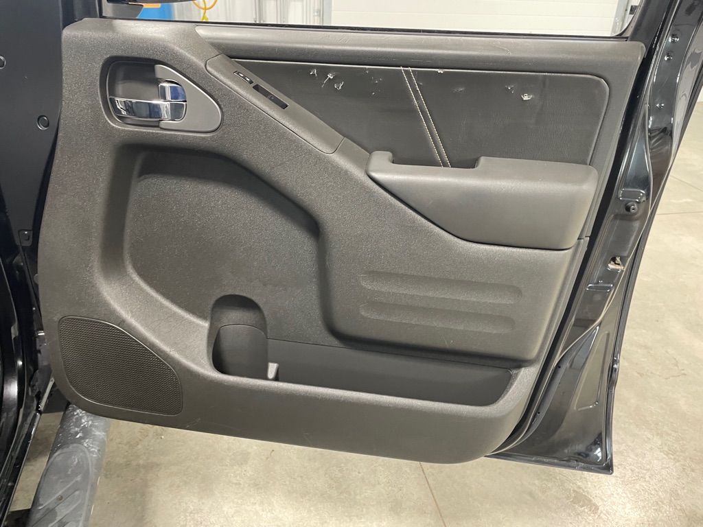 Photo 26 of this NISSAN FRONTIER