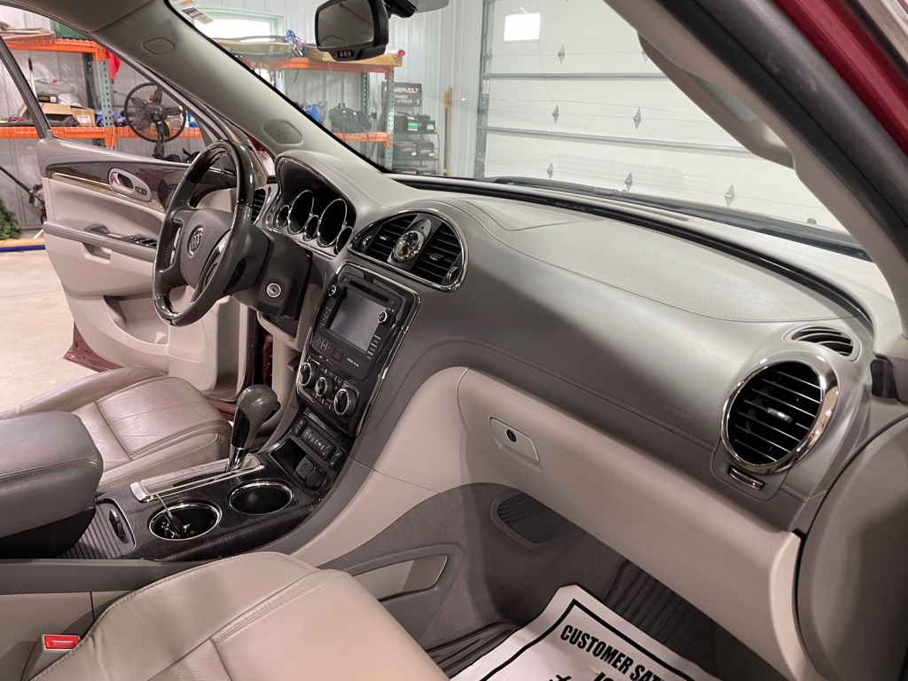 Photo 26 of this BUICK ENCLAVE