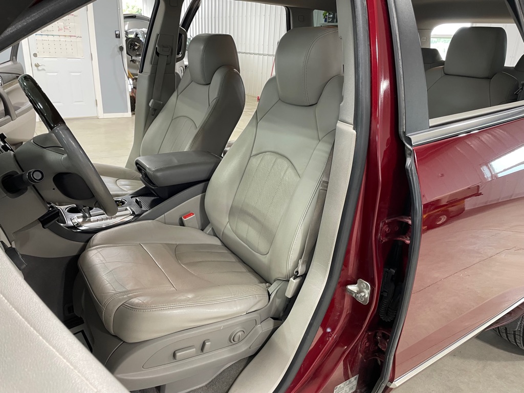 Photo 10 of this BUICK ENCLAVE