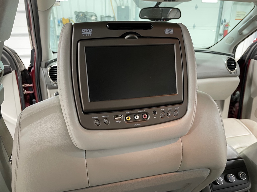 Photo 16 of this BUICK ENCLAVE