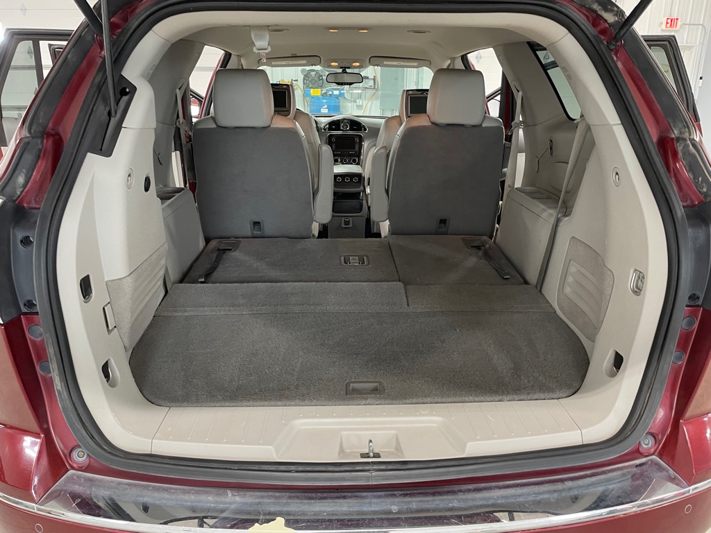 Photo 19 of this BUICK ENCLAVE