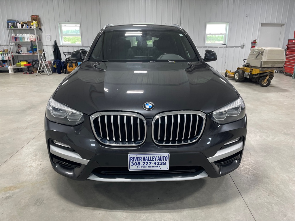 Photo 2 of this BMW X3