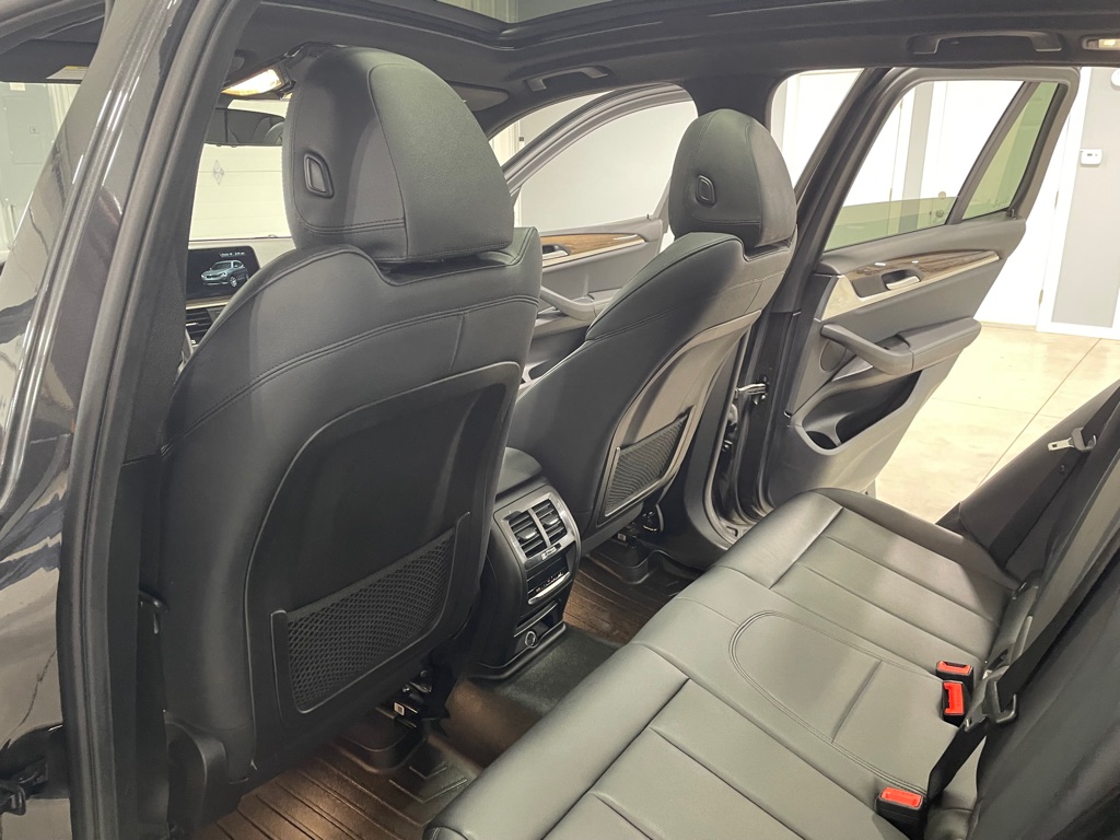 Photo 13 of this BMW X3