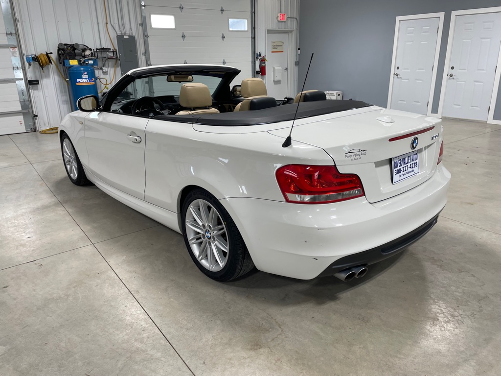 Photo 13 of this BMW 1 SERIES