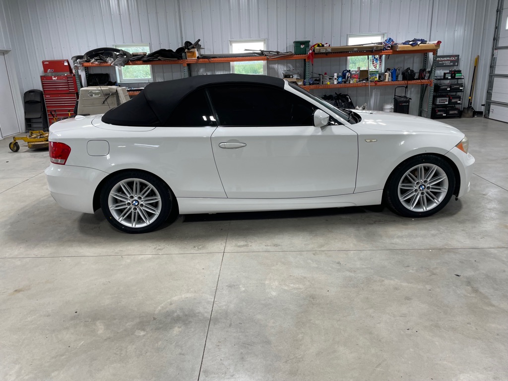 Photo 8 of this BMW 1 SERIES