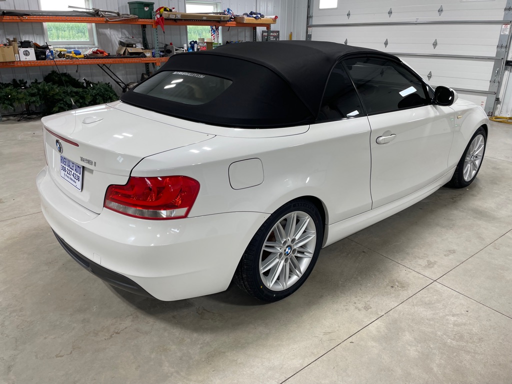 Photo 7 of this BMW 1 SERIES