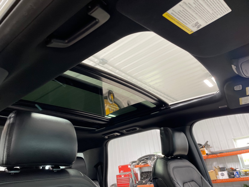 Photo 31 of this FORD EXPEDITION MAX