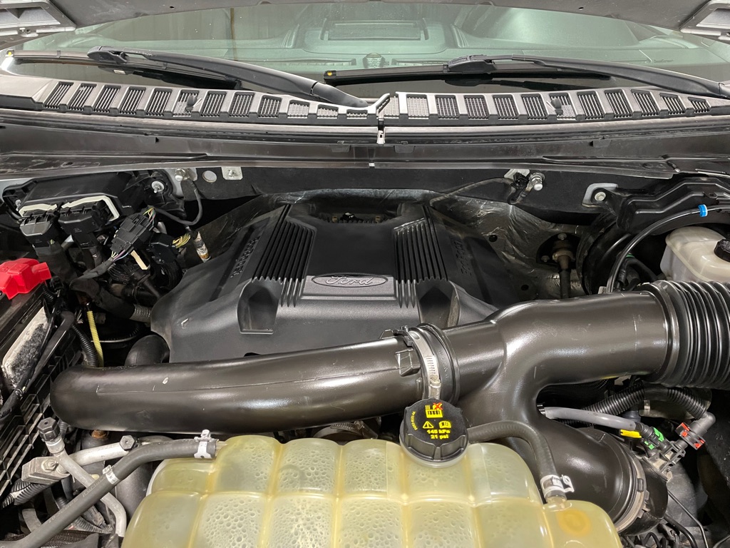 Photo 43 of this FORD EXPEDITION MAX