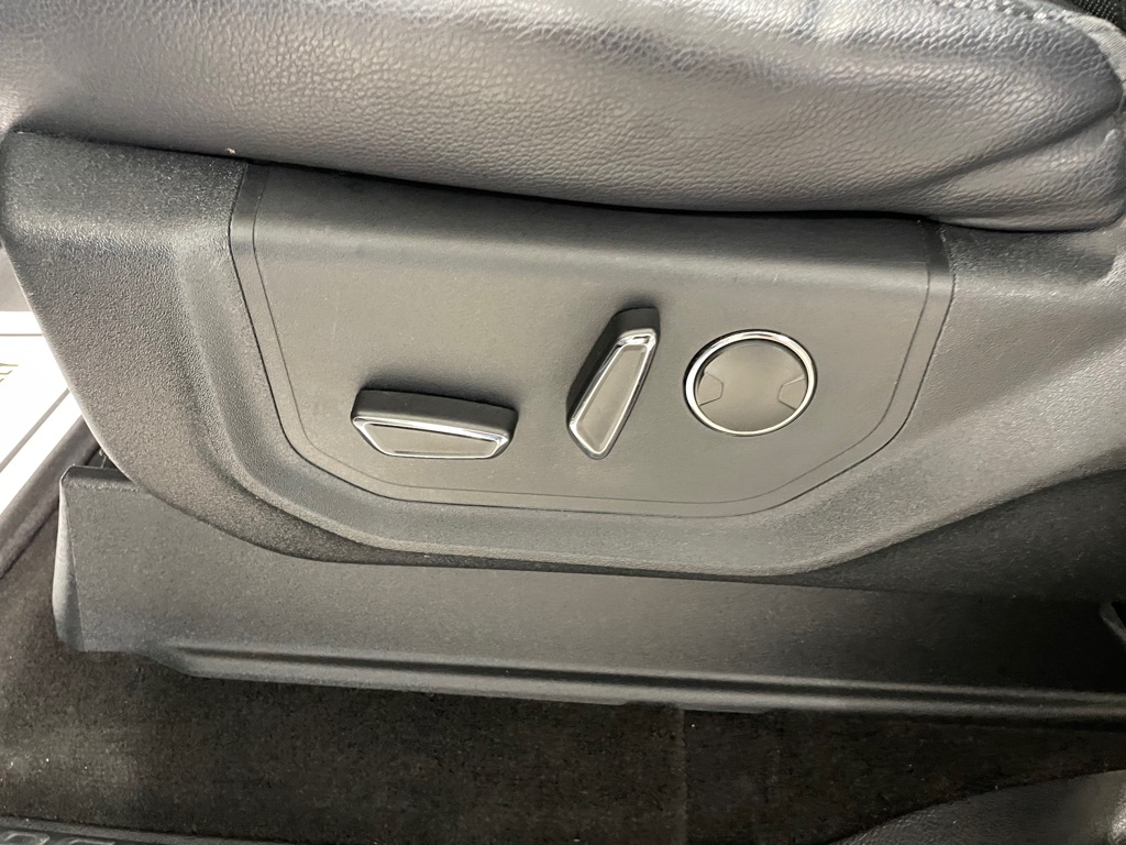 Photo 11 of this FORD EXPEDITION MAX