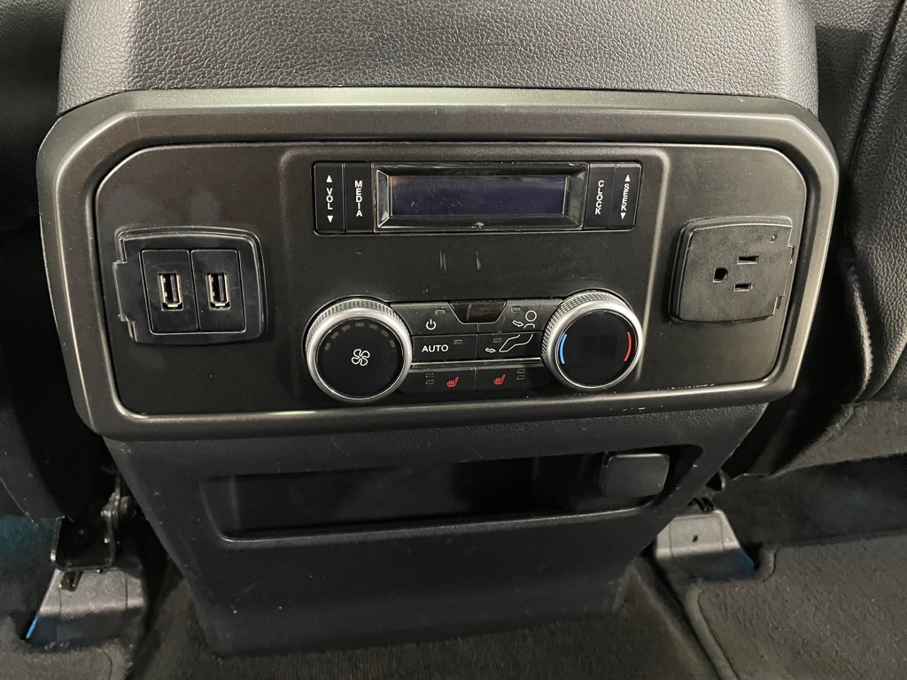 Photo 14 of this FORD EXPEDITION MAX
