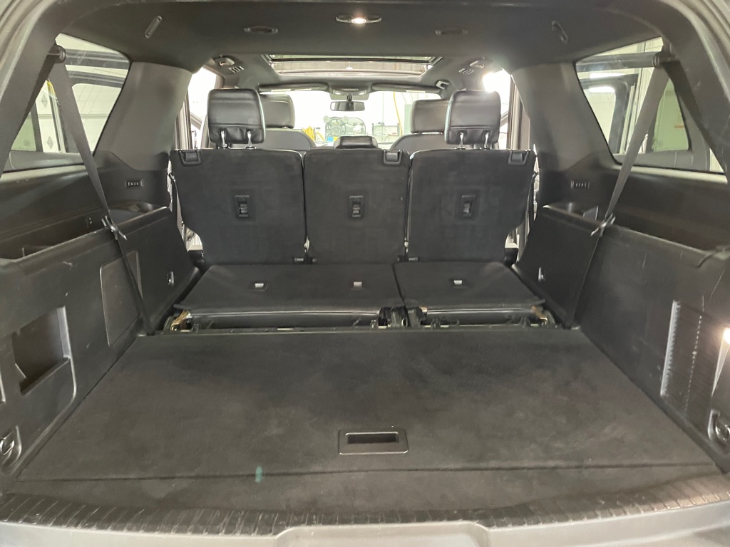 Photo 19 of this FORD EXPEDITION MAX