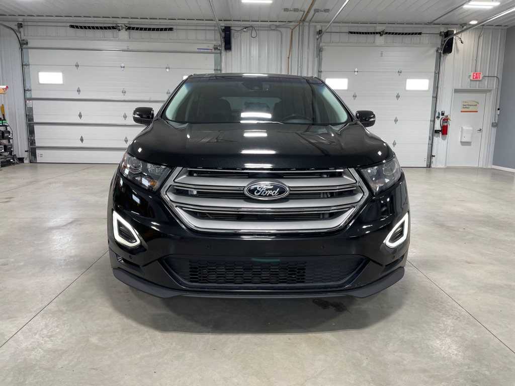 Photo 2 of this FORD EDGE