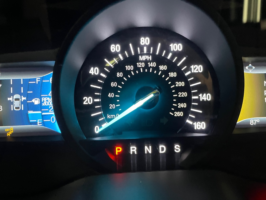 Photo 27 of this FORD EDGE