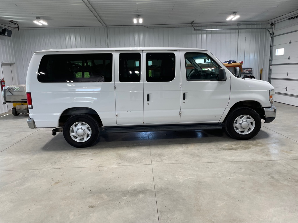 Photo 8 of this FORD E-SERIES