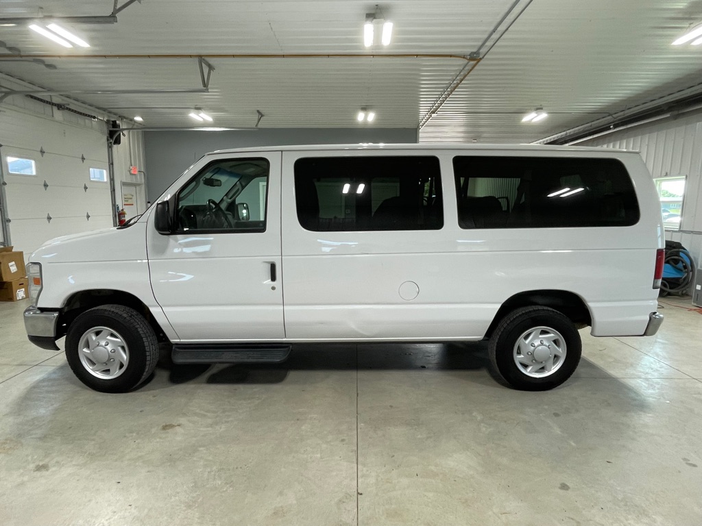 Photo 4 of this FORD E-SERIES