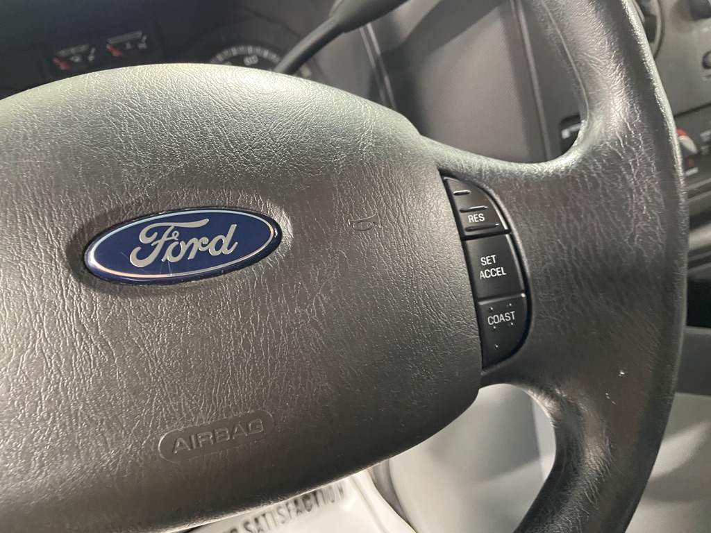 Photo 26 of this FORD E-SERIES