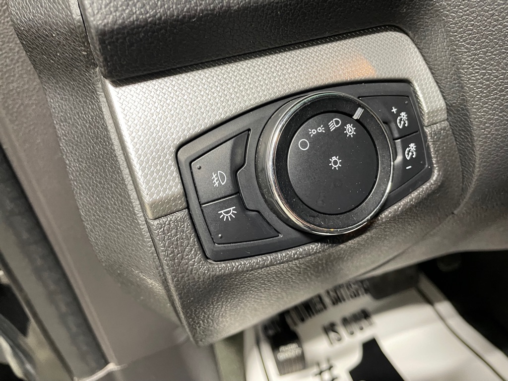 Photo 29 of this FORD EXPLORER