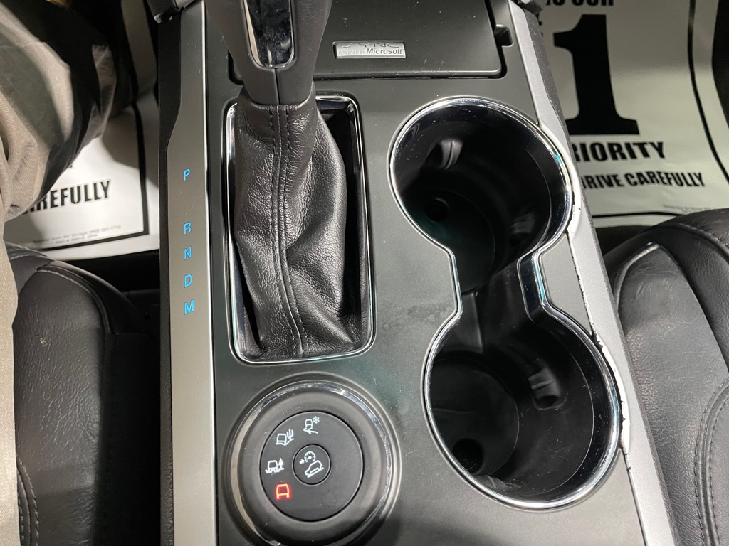 Photo 36 of this FORD EXPLORER