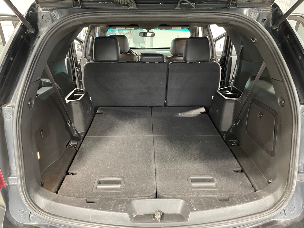 Photo 18 of this FORD EXPLORER