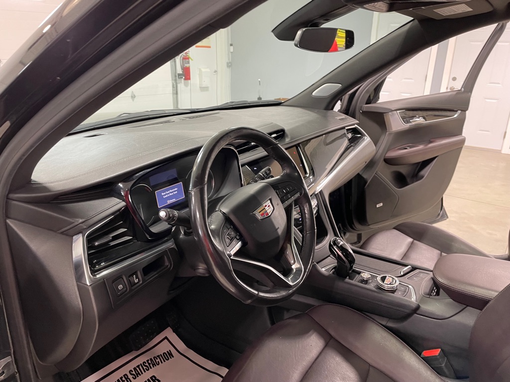 Photo 9 of this CADILLAC XT6