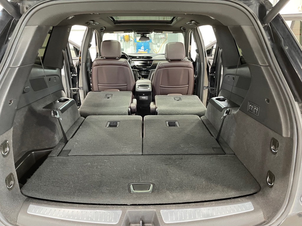 Photo 18 of this CADILLAC XT6