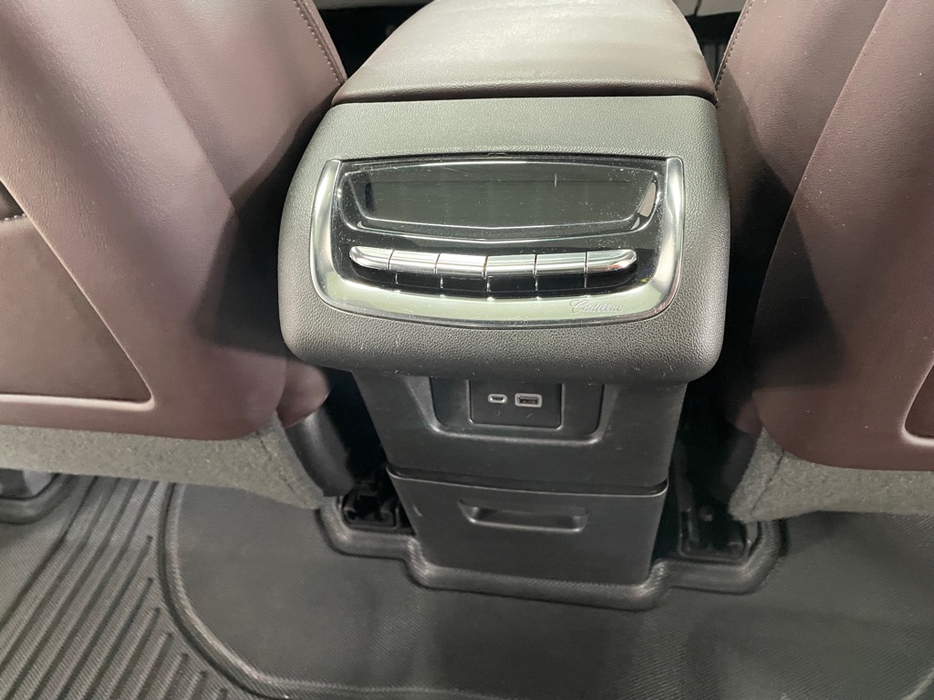 Photo 24 of this CADILLAC XT6