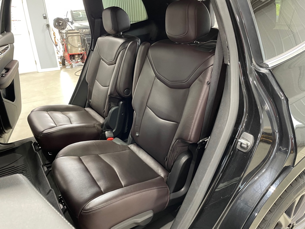 Photo 14 of this CADILLAC XT6