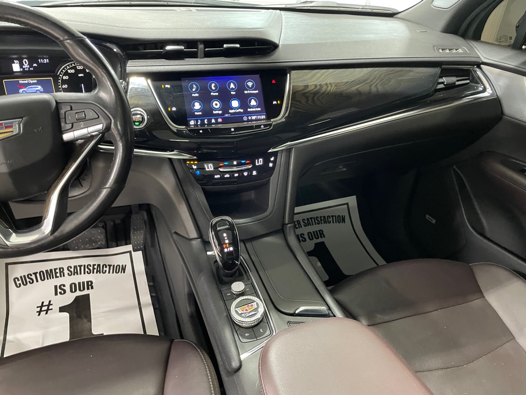 Photo 40 of this CADILLAC XT6